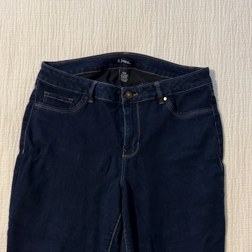 d. jeans Women's Dark Blue Straight Leg Jeans - Picture 1 of 5